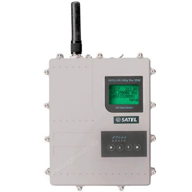 GNSS приёмник GeoMax Zenith35 PRO Base (GSM-UHF) с внешним радиомодемом