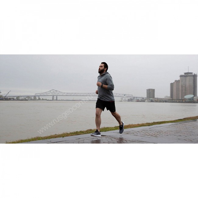 Часы Garmin Forerunner 45S белые Часы Garmin Forerunner 45S белые