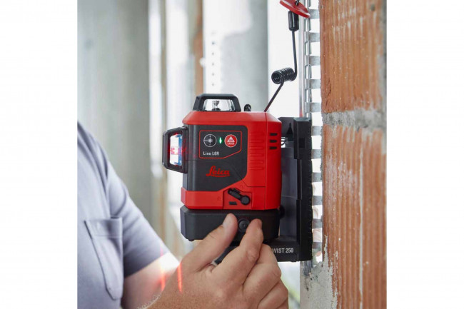 Лазерный нивелир Leica Lino L6R-1